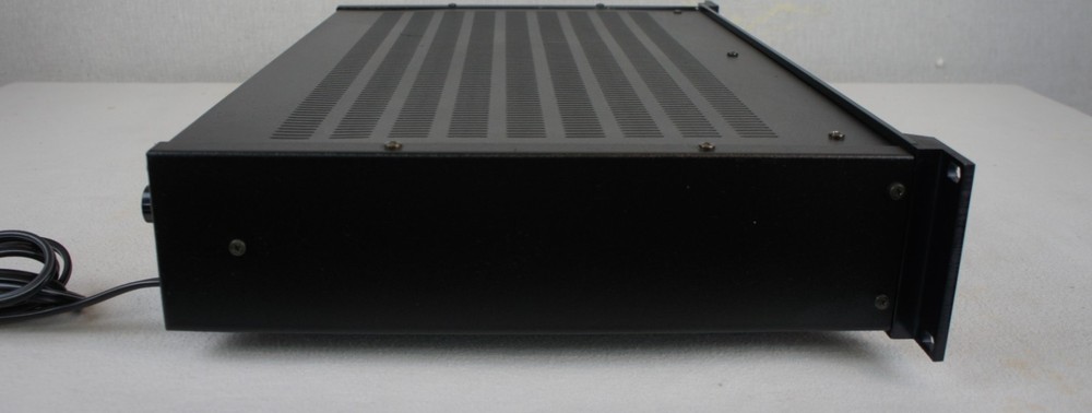 SAE A202 DUAL HIGH RESOLUTION POWER AMPLIFIER