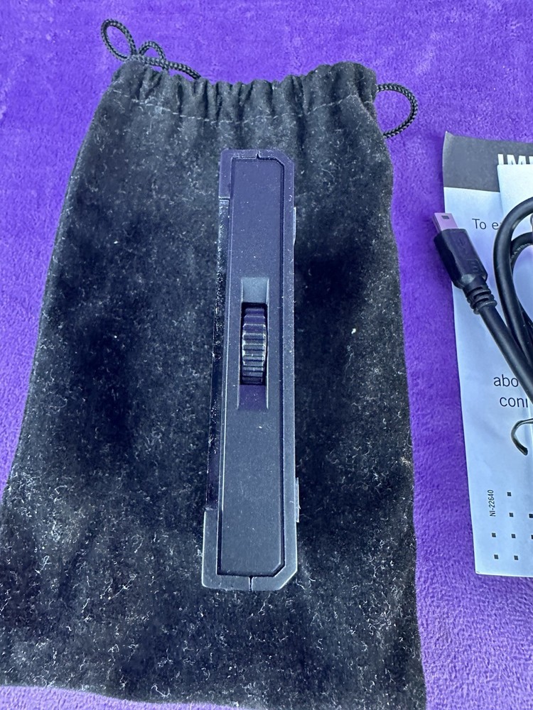 Native Instruments TRAKTOR Audio 2 MK2 - Portable Audio / DJ Interface