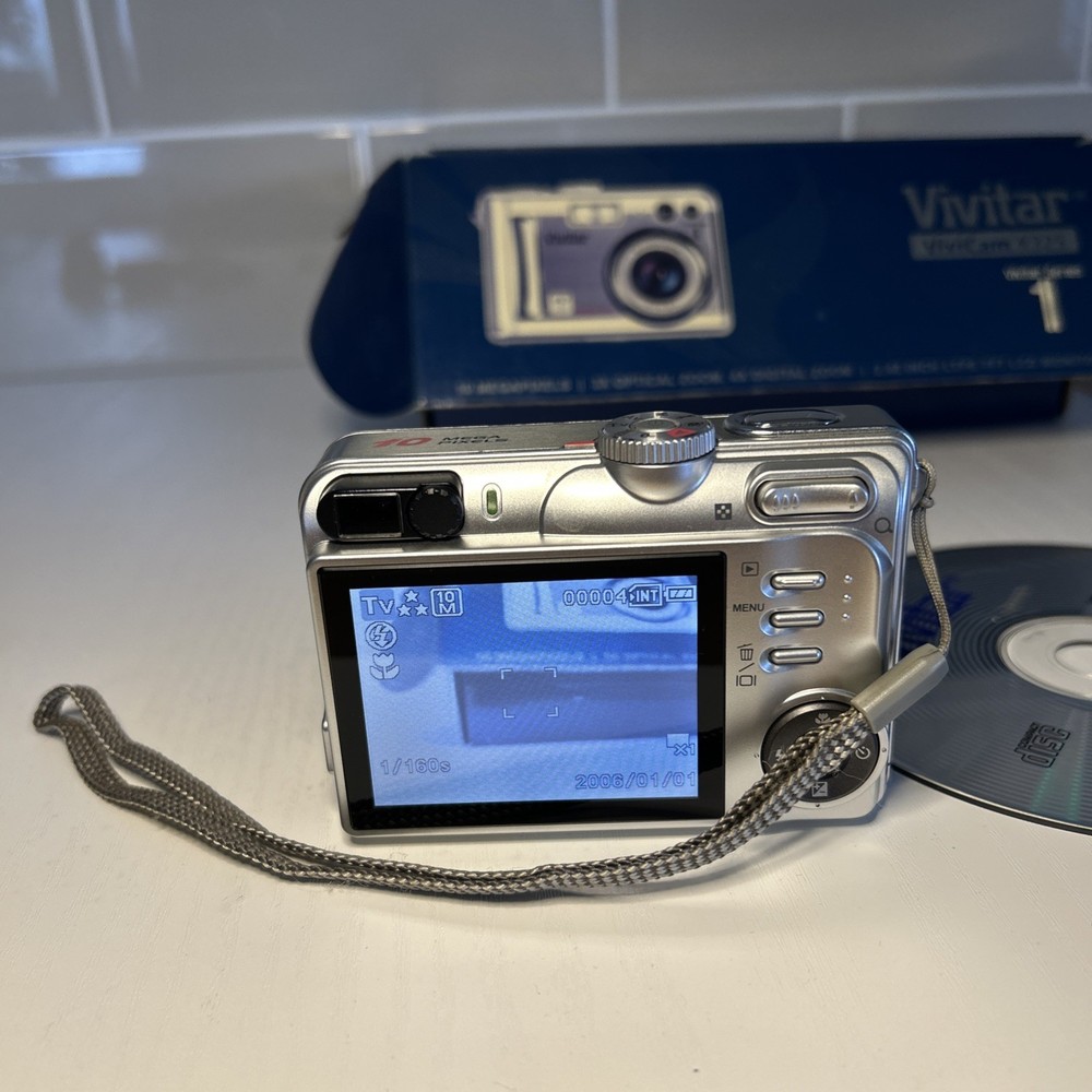 Vivitar ViviCam X325 10.0MP Digital Camera - Silver