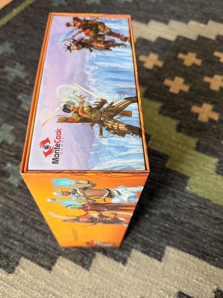 Numenera Reliquary Boxed Set (Kickstarter) and Q-Workshop Dice Sets