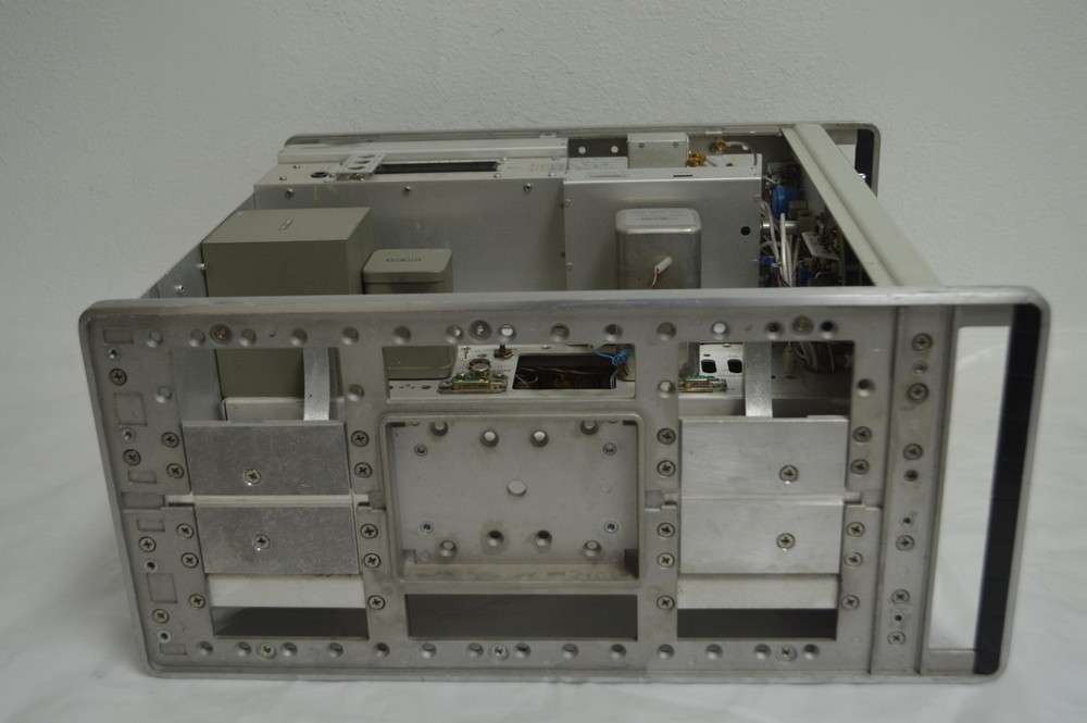 *TC* HEWLETT PACKARD HP 5061A CESIUM BEAM FREQUENCY STANDARD (TMD42)