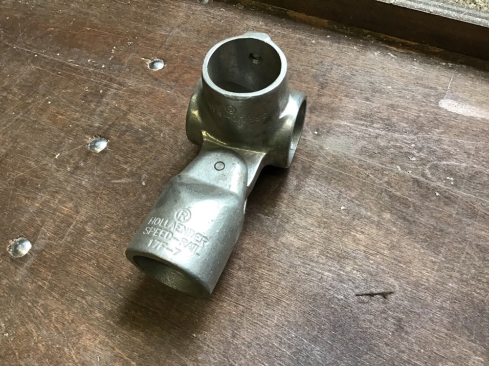 Hollaender SPEED-RAIL # 17F-7 Adjustable Tee