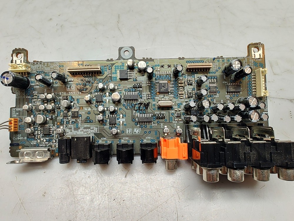 Sony HT-IS100 IR Input Output Connector Board 1-876-357-11 187635711 TESTED CF