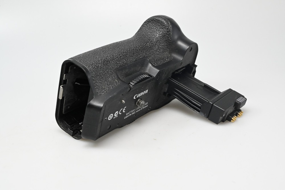 Genuine OEM Canon BG-E8 Battery Grip missing tray #G635