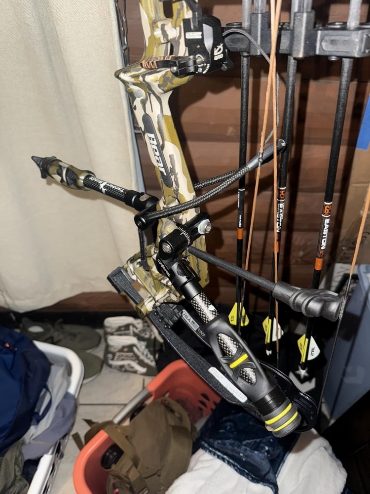 Silent Pursuit Archery Bow Stabilizer - Quick Connect & Vibration Reduction