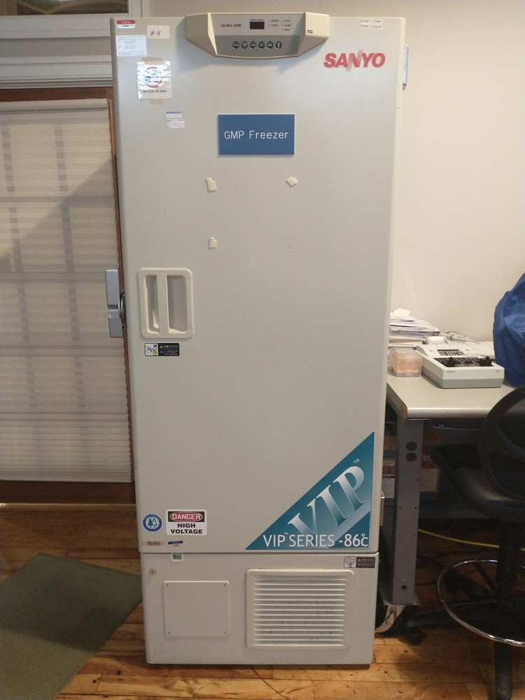 SANYO ULTRA LOW FREEZER - MDF-U52VC