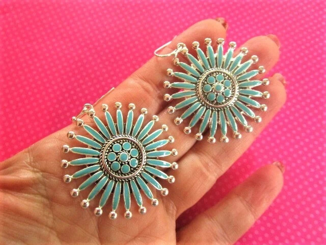 Turquoise sunburst spike earrings