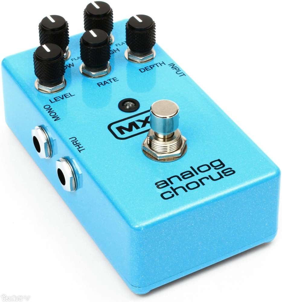 MXR M234 Analog Chorus Pedal w/ Patch Cable, Strap, and Pick Pack