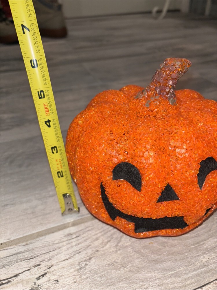 Plastic Popcorn Pumpkin Boy Jack O Lantern Vintage Halloween -Does not work