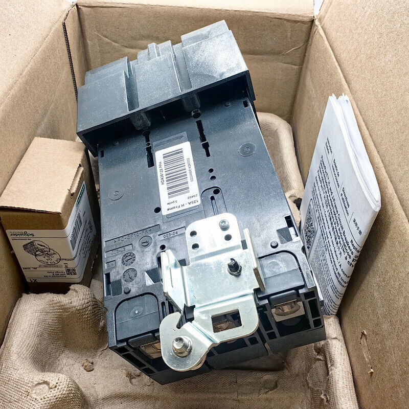 SQUARE D HDA36125 circuit breaker NEW