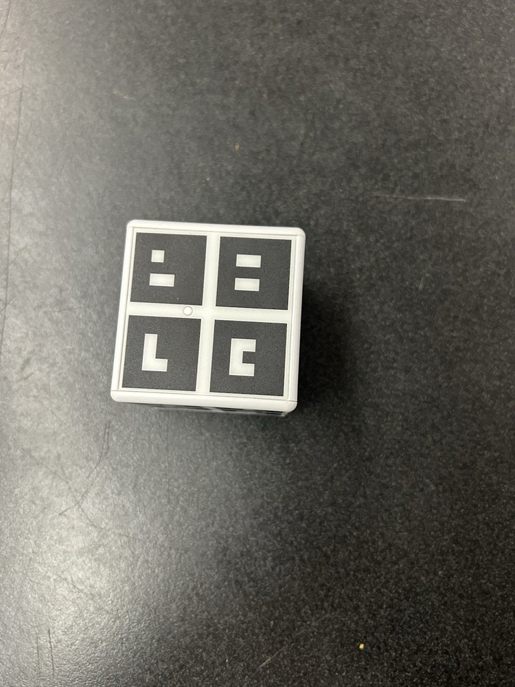 Smart Technologies Mixed Reality Collaboration Cube Document Camera 330