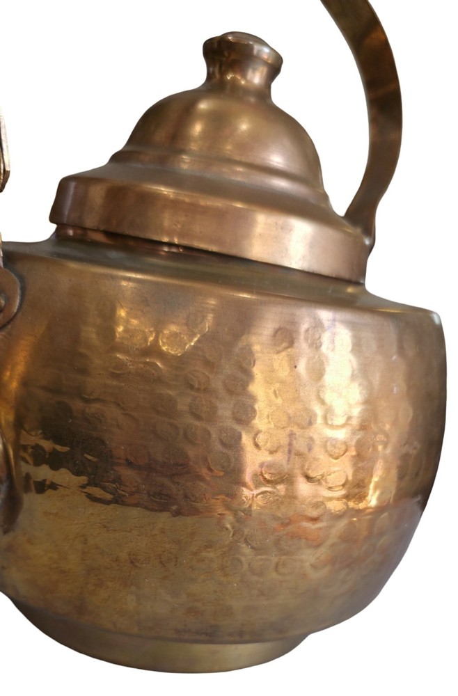 Vtg Hand Hammered Copper Teapot