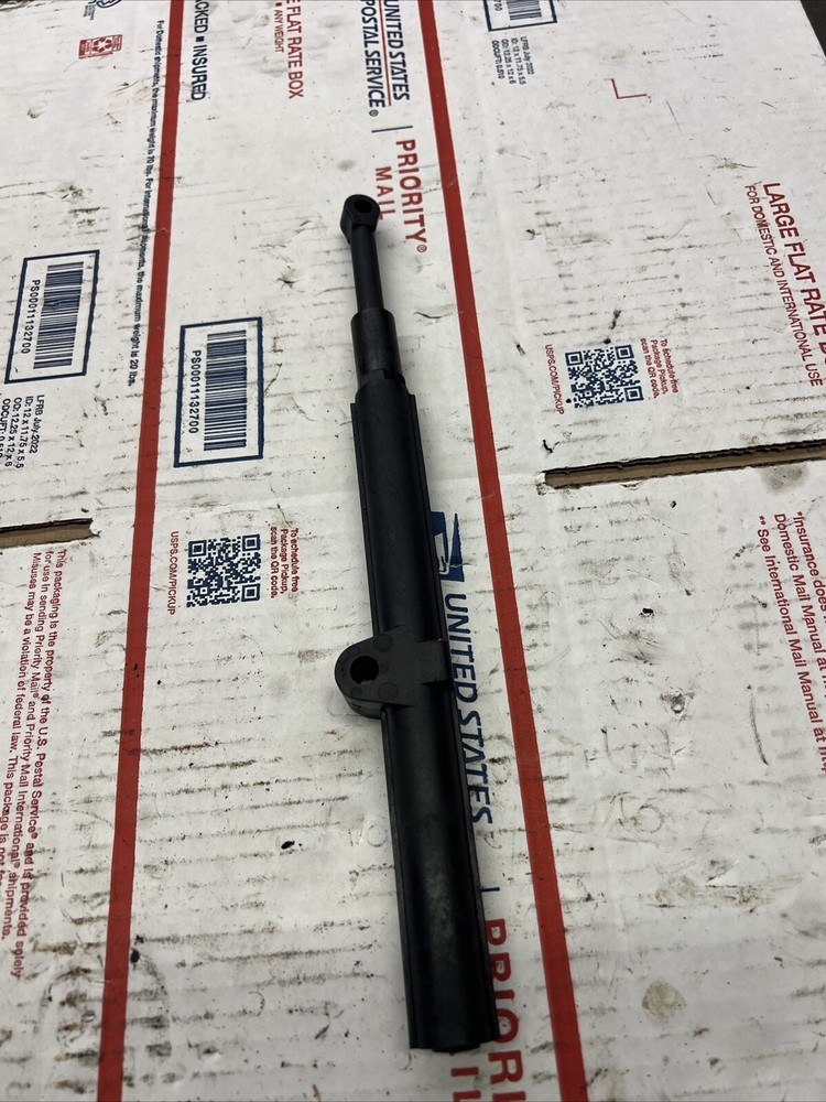 MERCURY OEM SPRING GUIDE | 813995A1