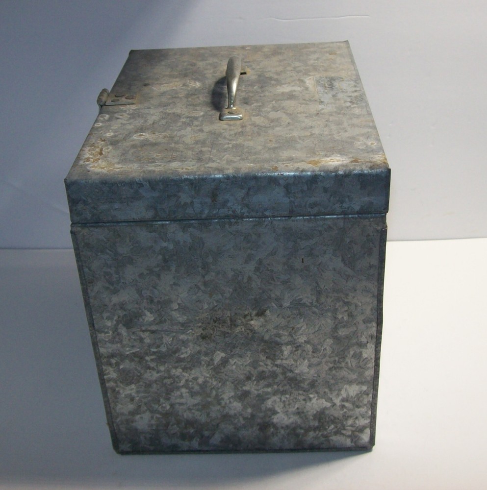 Vintage Handmade GALVANIZED Metal Tool Box Toolbox Box, x