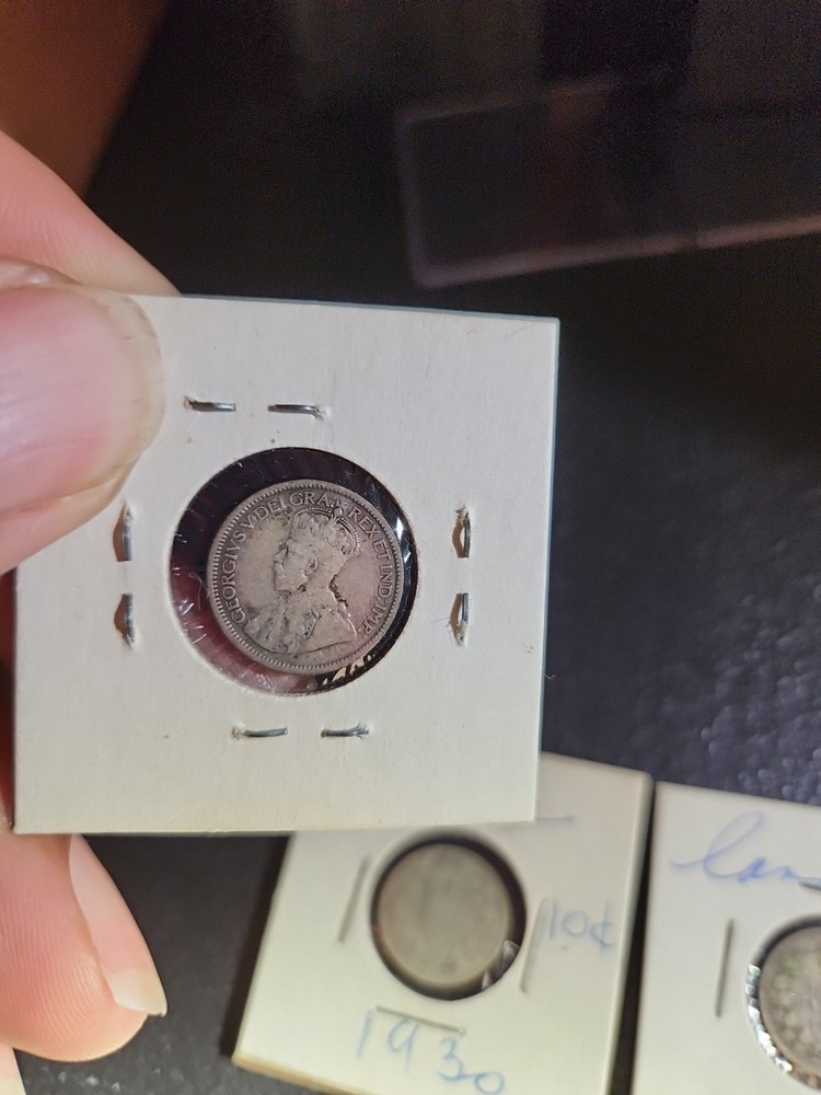 #7 CANADA 10CENT LOT #8152