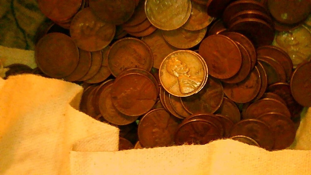 ONE WHEAT PENNY ROLL - 50 PENNIES PER ROLL