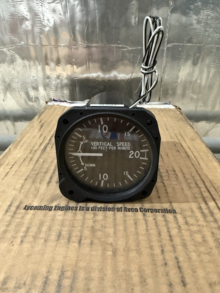 United Instruments 7000 Vertical Speed Indicator