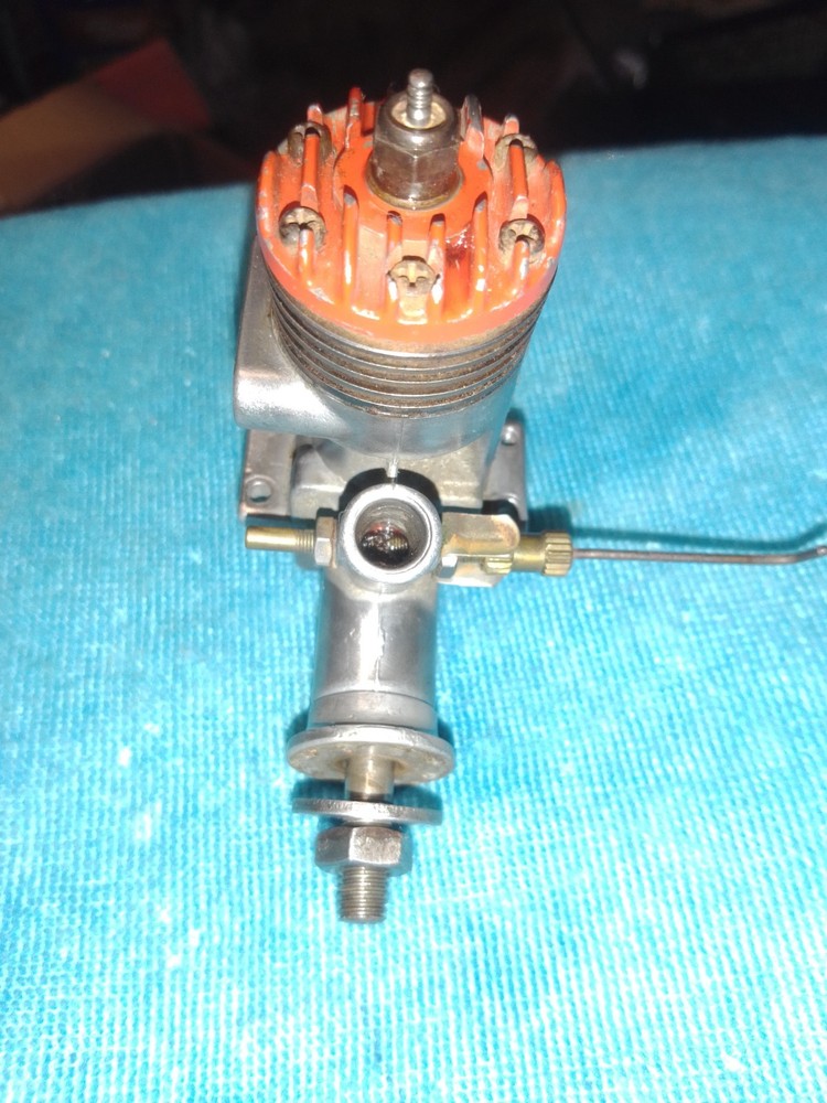 McCOY 19 RED HEAD C/L MODEL AIRPLANE ENGINE