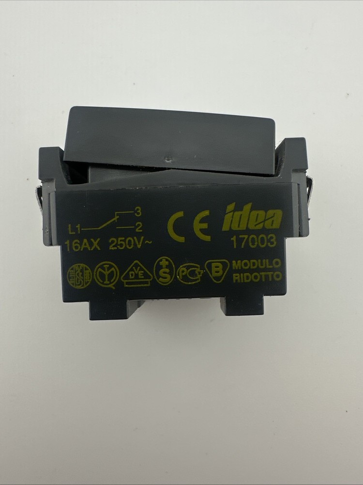 Vimar Idea 17003 1P / 16 / AX / 250 V ~ Grey 2 Way Switch