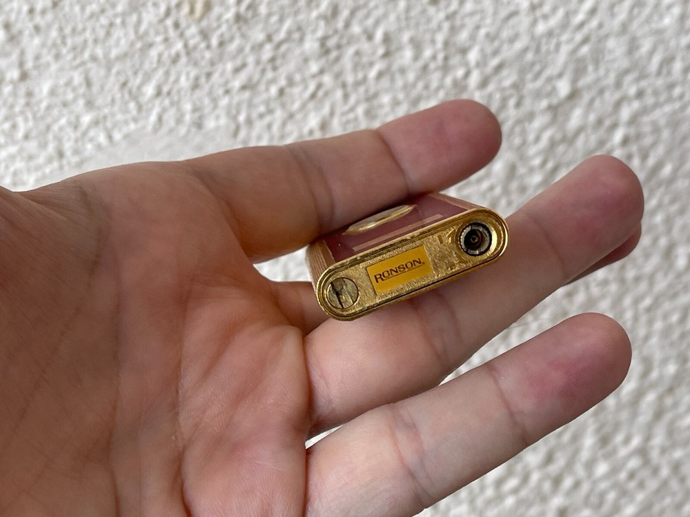 Very Rare Vintage Ronson Varaflame Touch Sensor Electronic Lighter