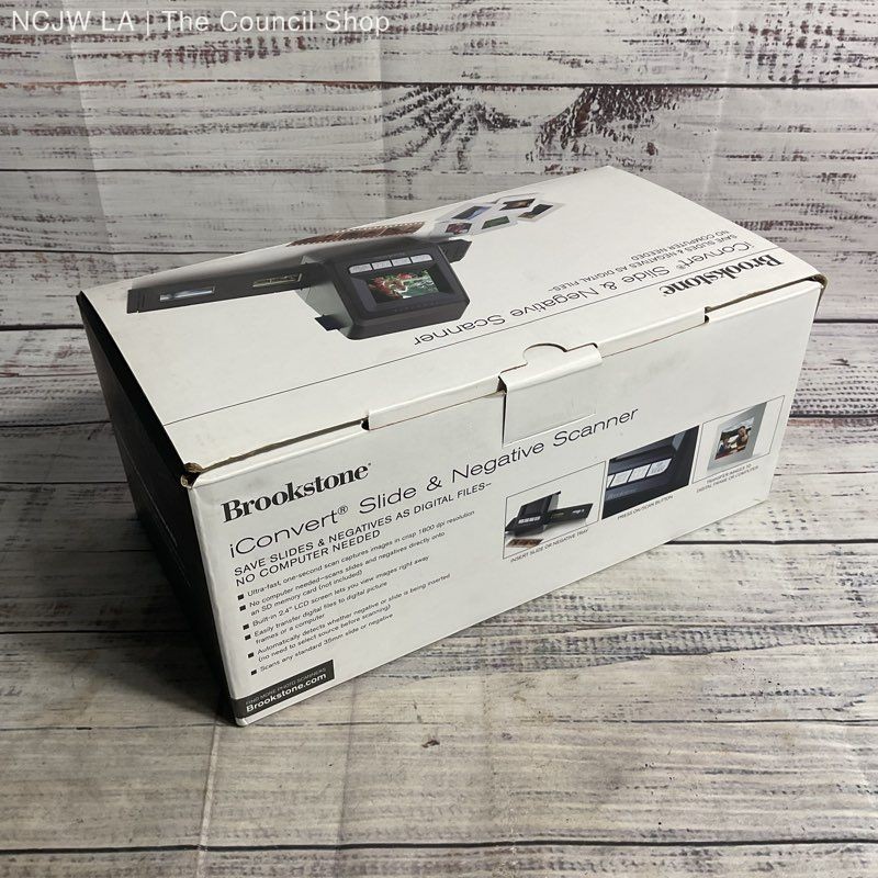 Brookstone iConvert Slide & Negative Scanner in Original Box *WORKS*