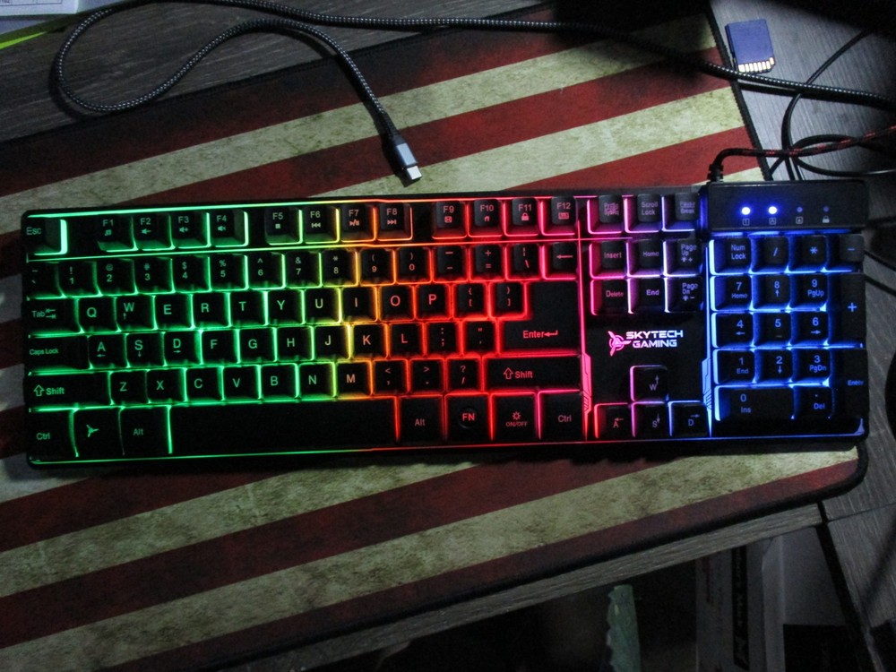 Skytech Gaming K-1000 USB Rainbow Backlight Gaming Keyboard - New