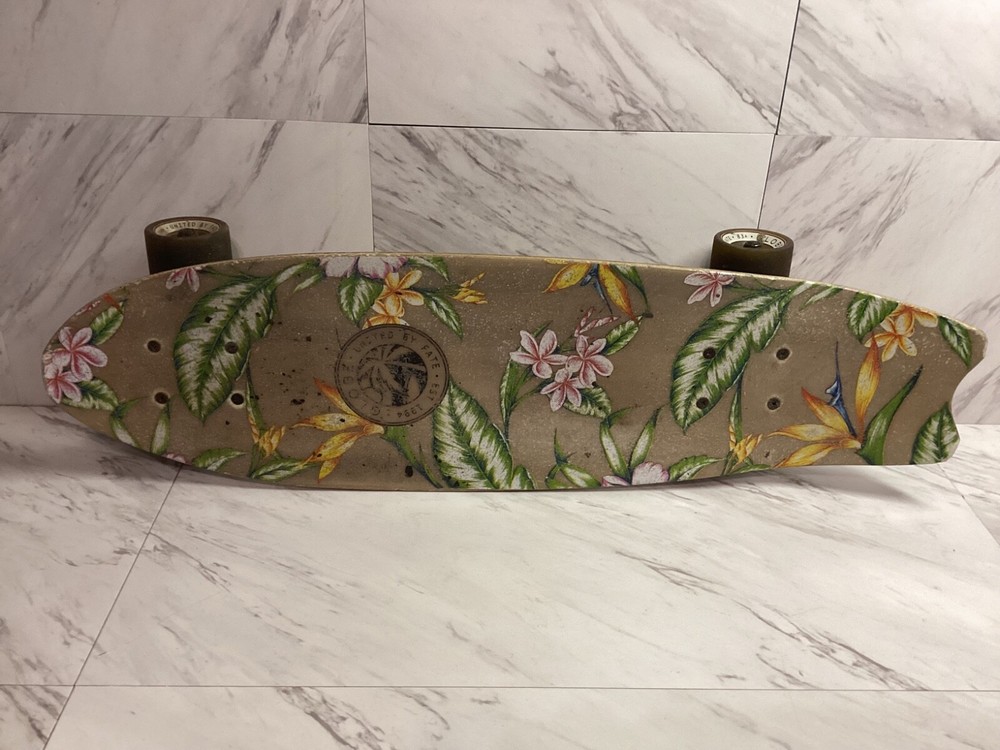 Globe Flower Graphic Complete Skateboard - 25”x7”.