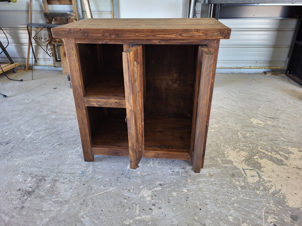 Maddy Rustic bathroom vanity