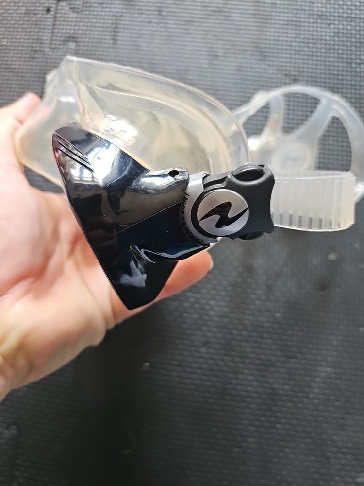 Aqua Lung LOOK 2 Transparent Dive Mask