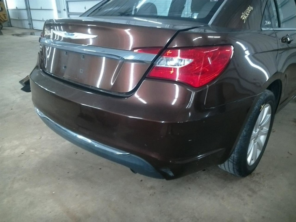 200 2013 High Mounted Stop Light 104930448