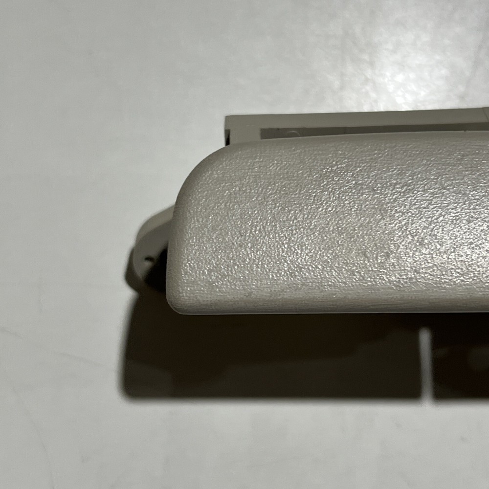Cadillac Deville Glove box Compartment handle Shale Latch 2000-2005 No Key