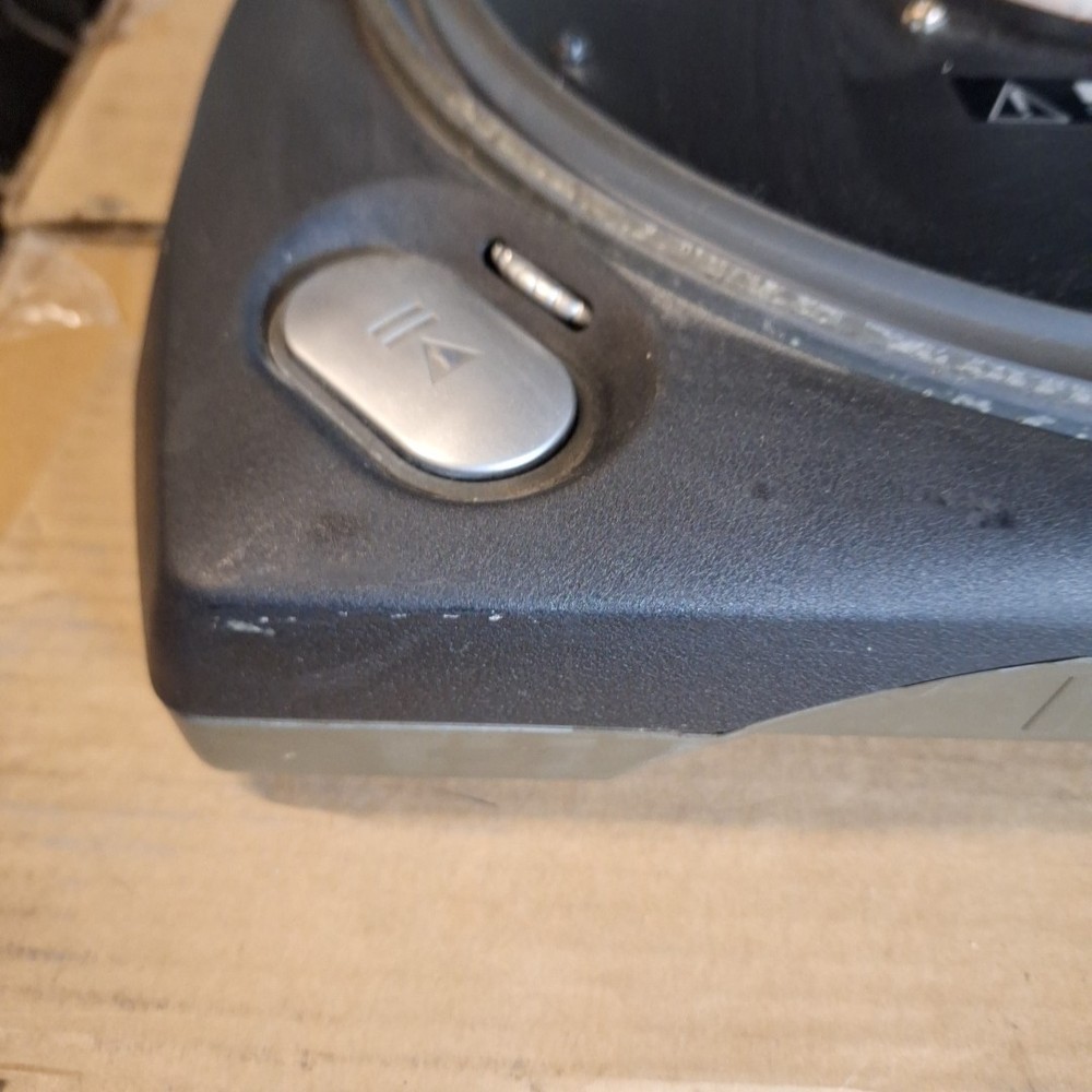 Defective Numark ttx turntable NOT Power TESTED Read Description