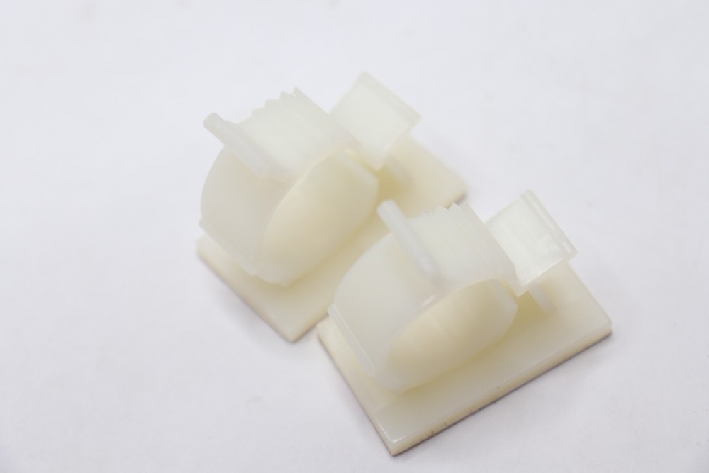 (2-Pk) Gardner Bender Adjustable Kwik Clips 3/4" GKK-1575