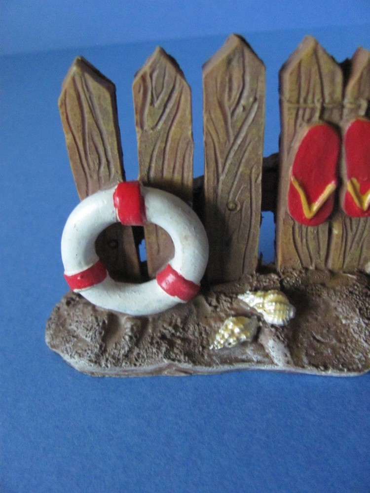 NEW RESIN MINIATURE BEACH PICKET FENCE