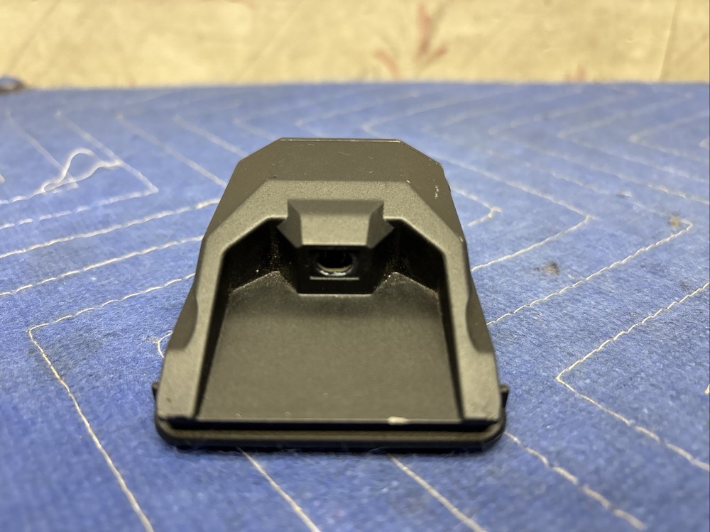 2014-2018 Jeep Cherokee OEM Mopar Forward Facing Camera 68231909AC