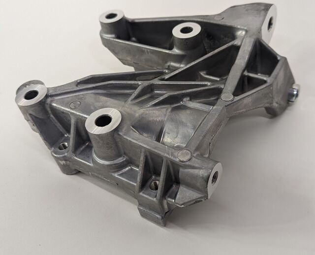 Genuine Honda A/C Compressor Bracket 38930-RN0-A00
