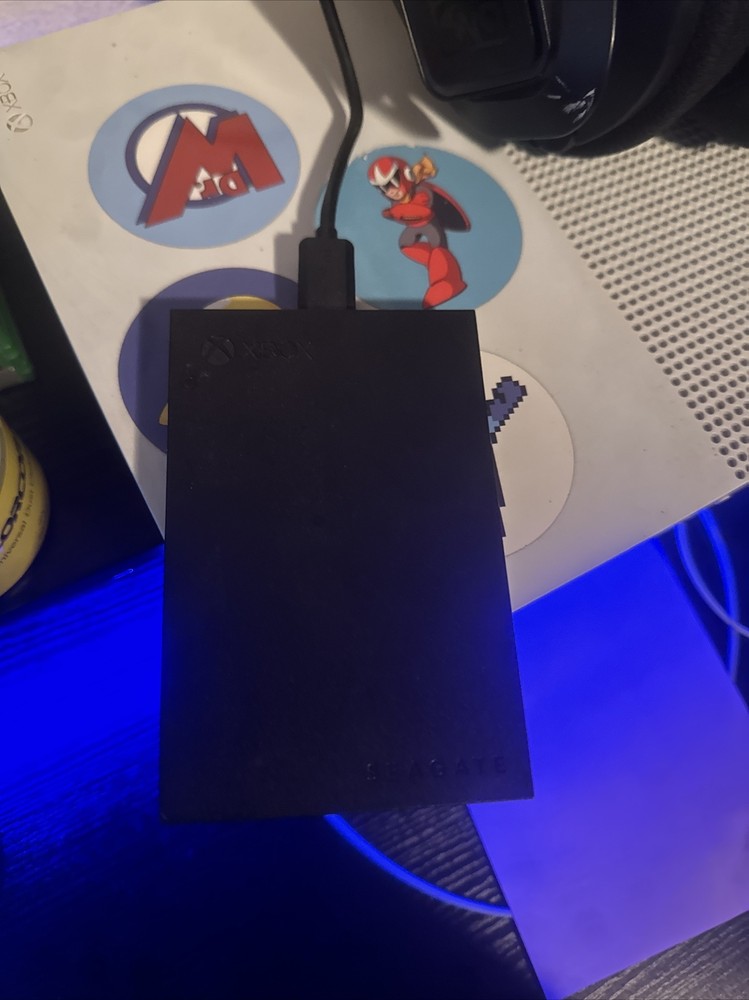 Black External Seagate Xbox hard drive 1tb (Open Box)