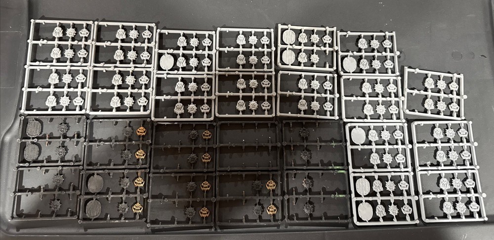 Warhammer Orc Ork Shield Bitz