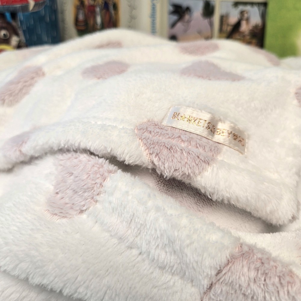 Blankets & Beyond Blanket Lovely Pink White Embossed Heart Microfleece Security