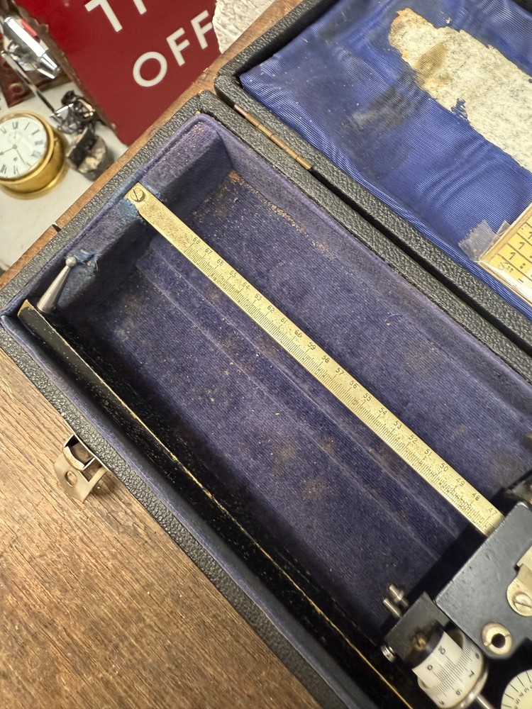 CASED VINTAGE THE ALLBRIT PLANIMETER