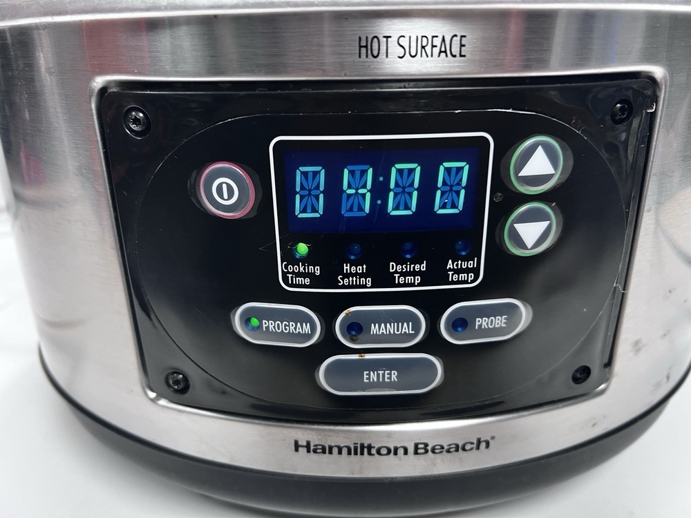 HAMILTON BEACH set & forget 6 QT programmable SLOW COOKER 33966