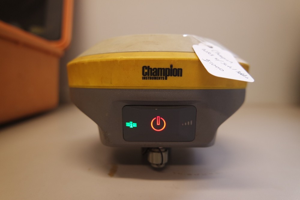 Champion WR1 Receiver *Used*