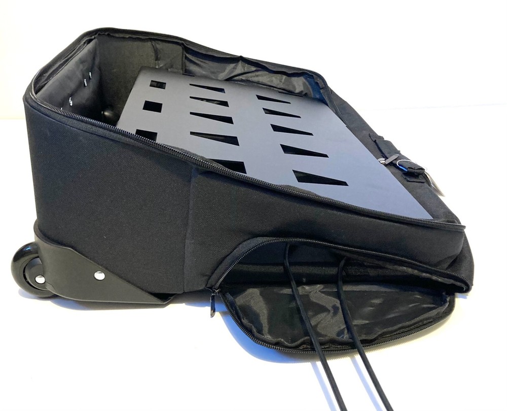 Guitar pedal Board aluminum 22" Rolling Case Pedalboard: Bundle Cables hook loop