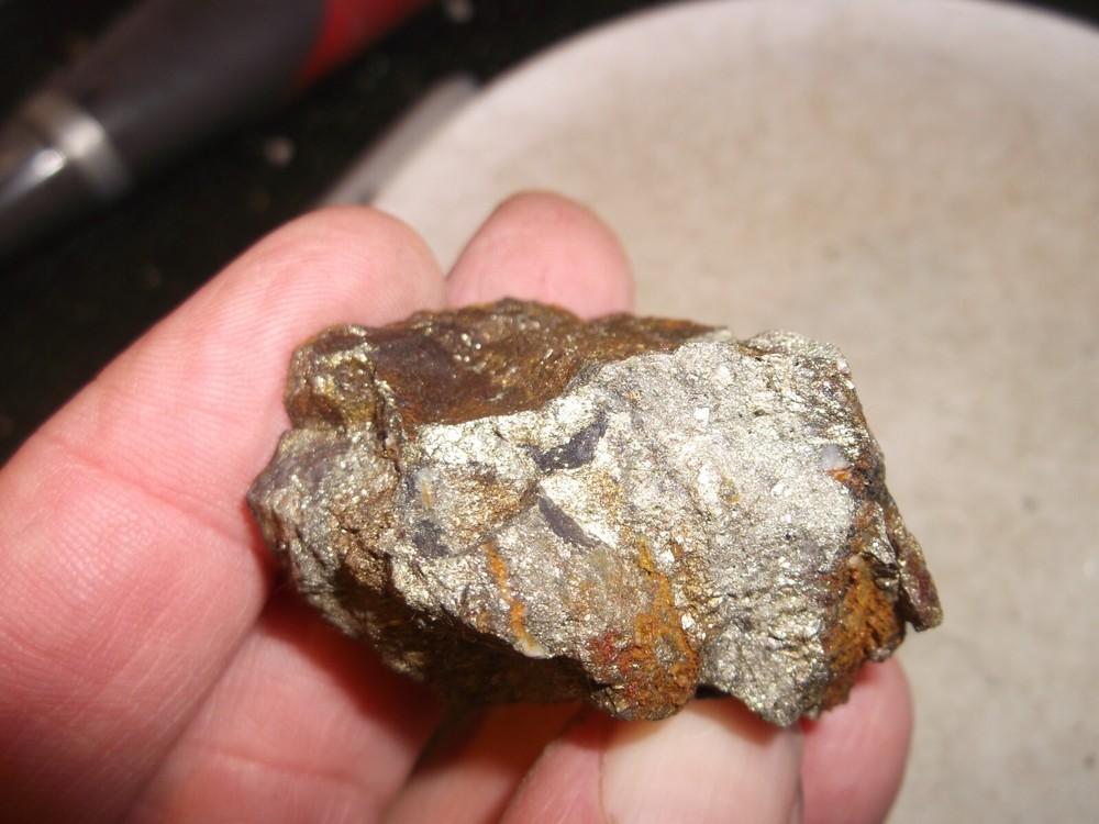 Gold, silver, copper, 64 grams samples ,ore high grade .