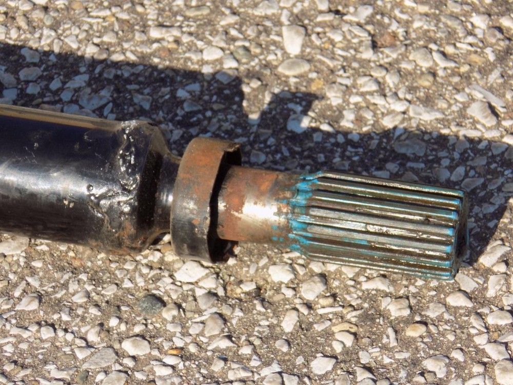 Spicer 16 Spline Steering Shaft 42" Long