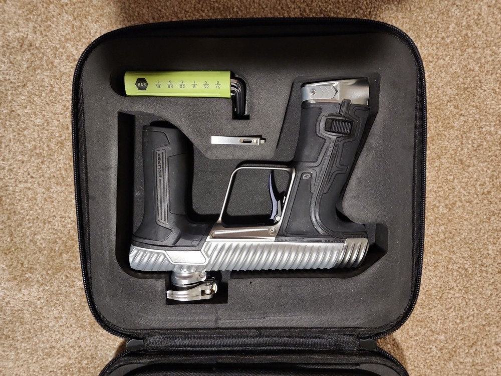 TWISTER Planet Eclipse CS3 Electronic Paintball Marker