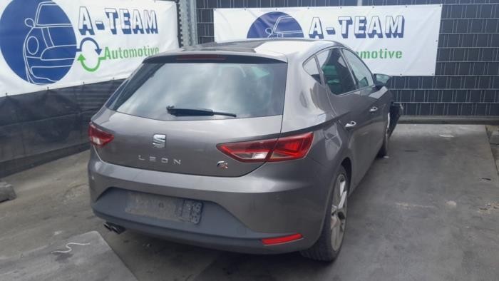 Engine control unit Seat Leon 5F 04E906027HF P21010670