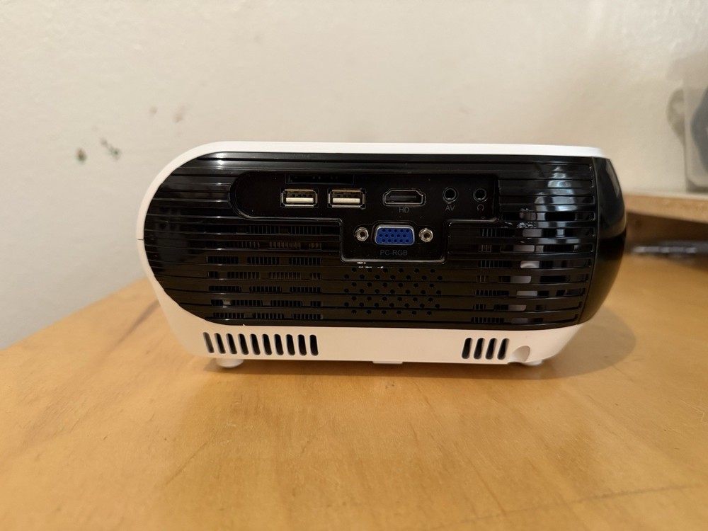 LED Projector VPL UHD-V29 Portable Projector