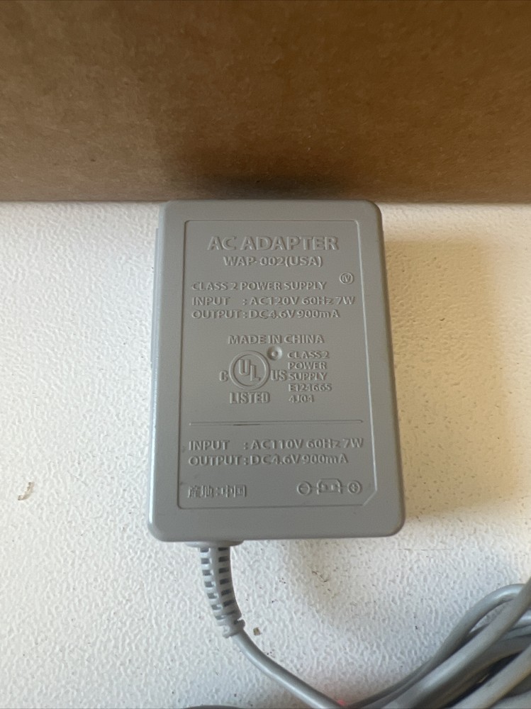 Nintendo WAP-002 For DS Nick Outside Sheath Still Functions