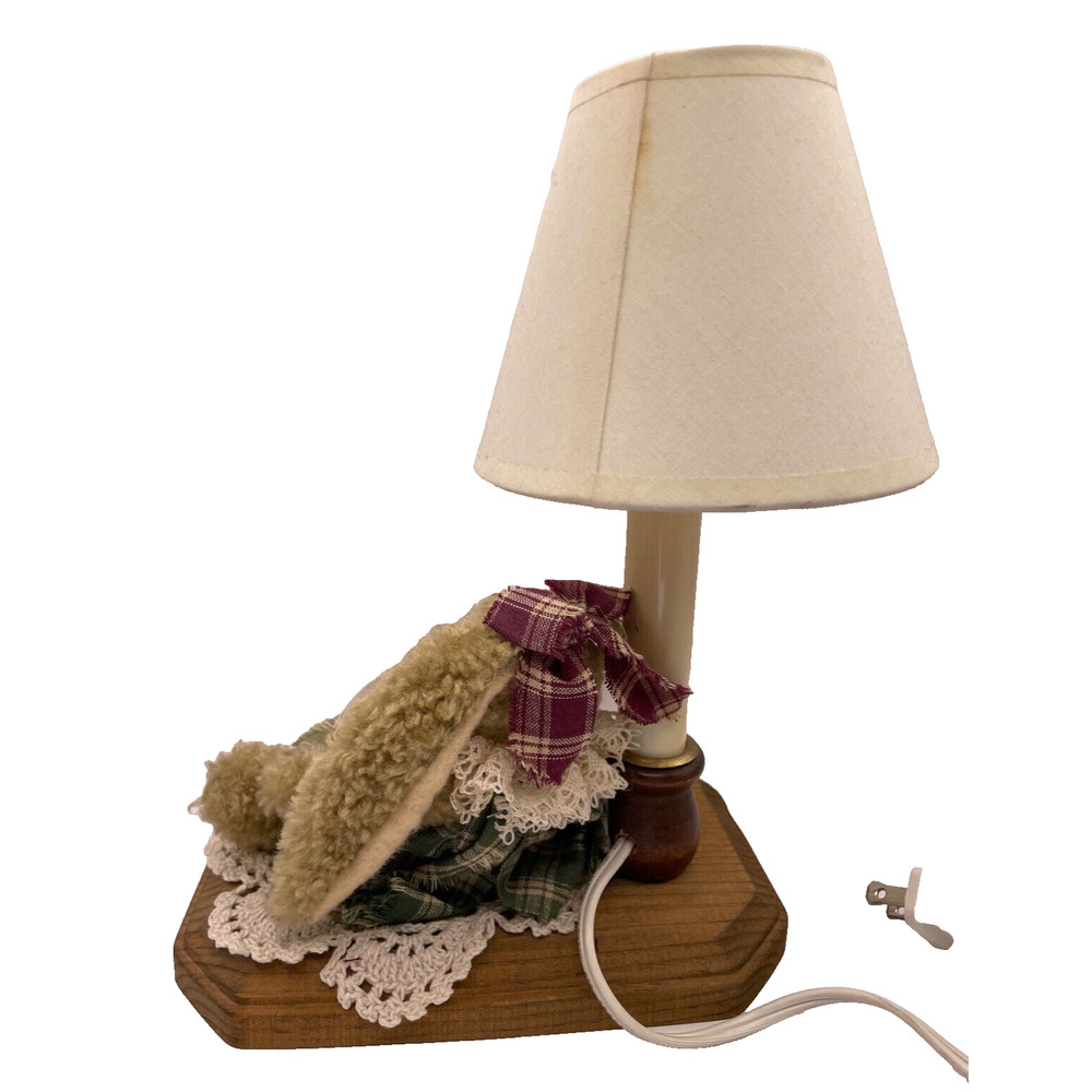 Vintage Adorable Bunny Accent Lamp- Preowned